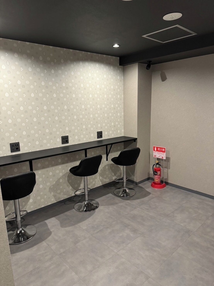 Standard Double Capsule Room Single Use, Non Smoking, Shared Bathroom - Photo 6