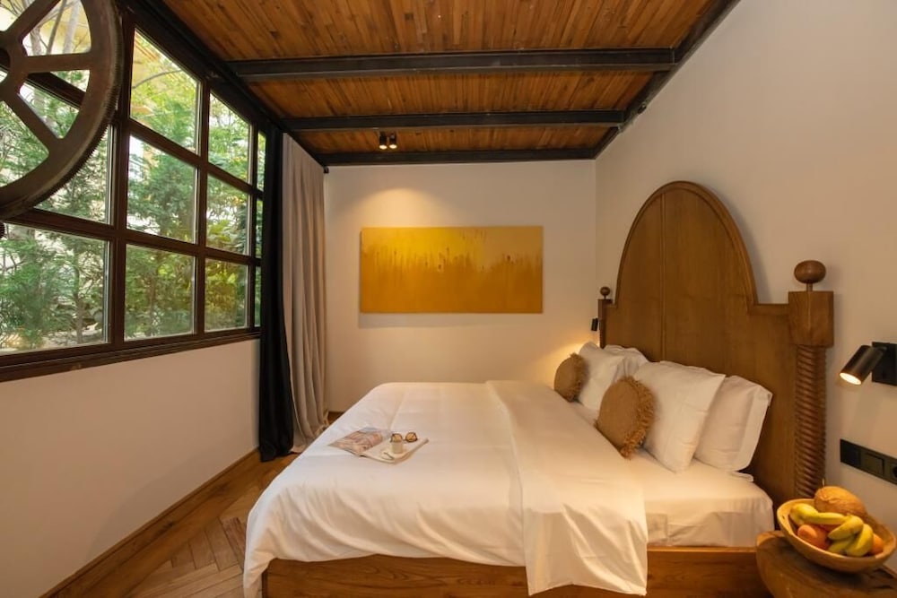 Signature Room