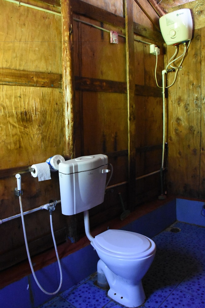 Double Bed Cottage photo 2