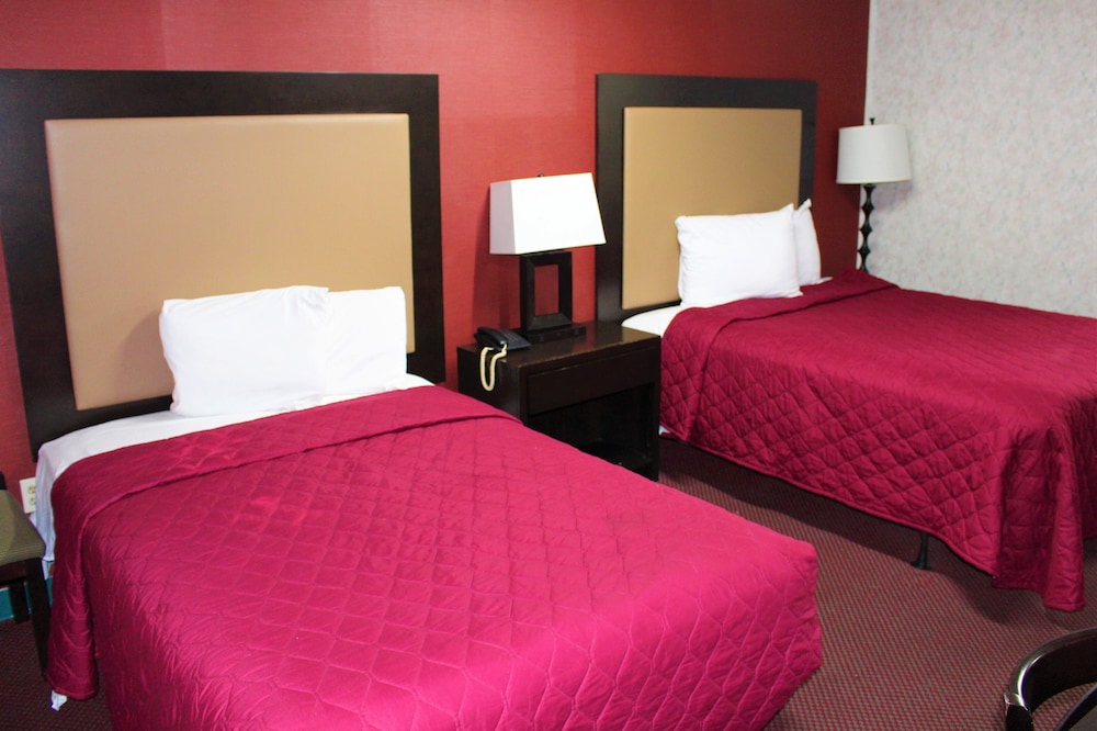 Standard Double Room, 2 Double Beds (Non Smoking)