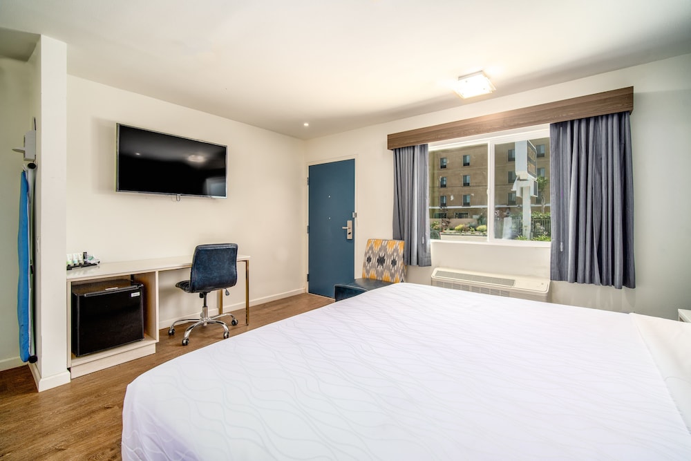 Room, Accessible - Photo 2
