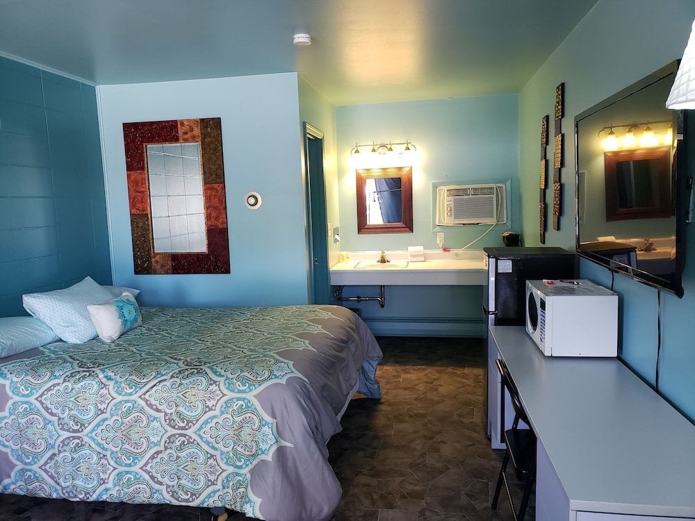 Comfort Room, 1 Queen Bed