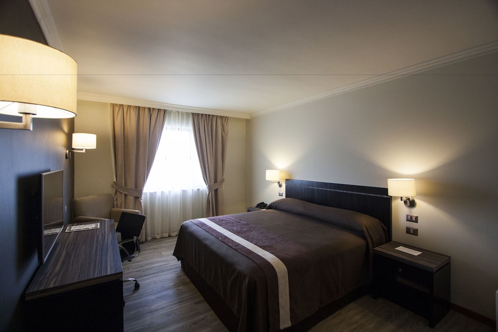 Standard Room photo 3