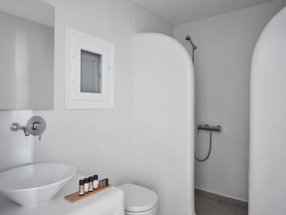 Classic Room, Sea View - Photo 9