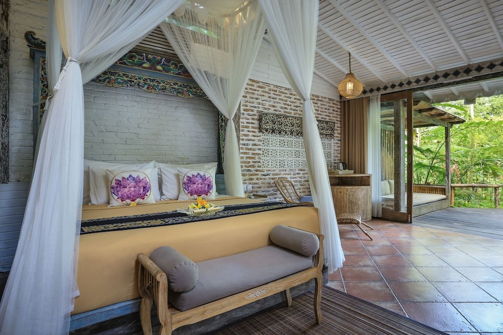 Two Bedroom Jungle Pool (with Daily Afternoon Tea)