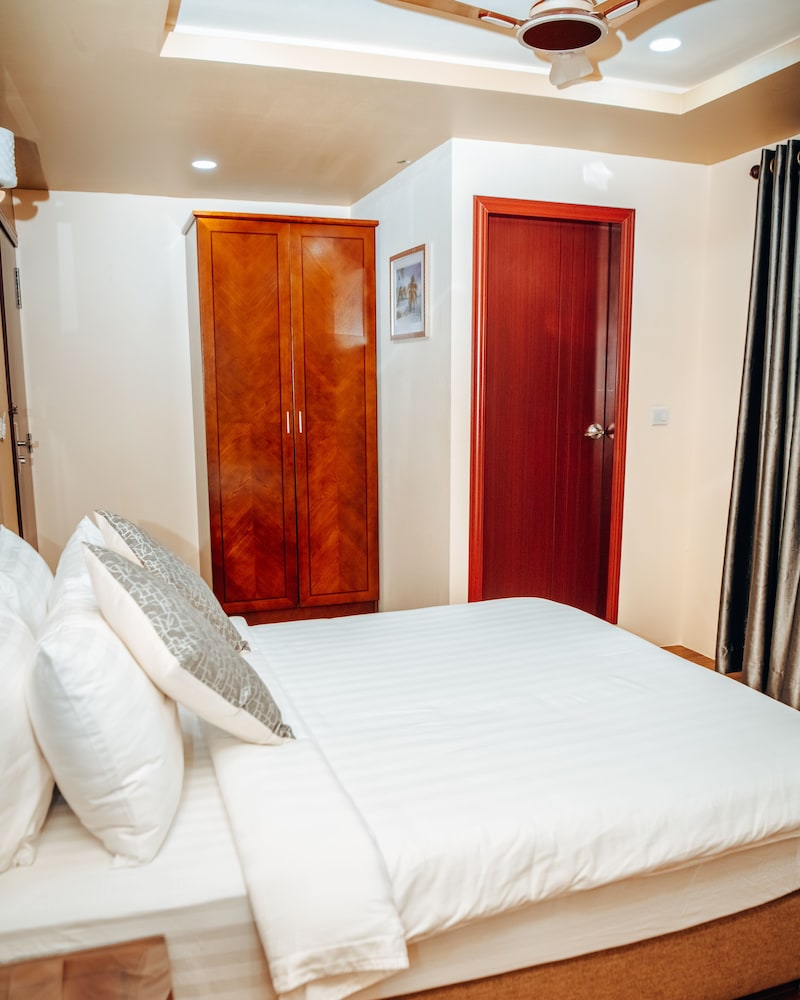 Deluxe Room - Photo 1