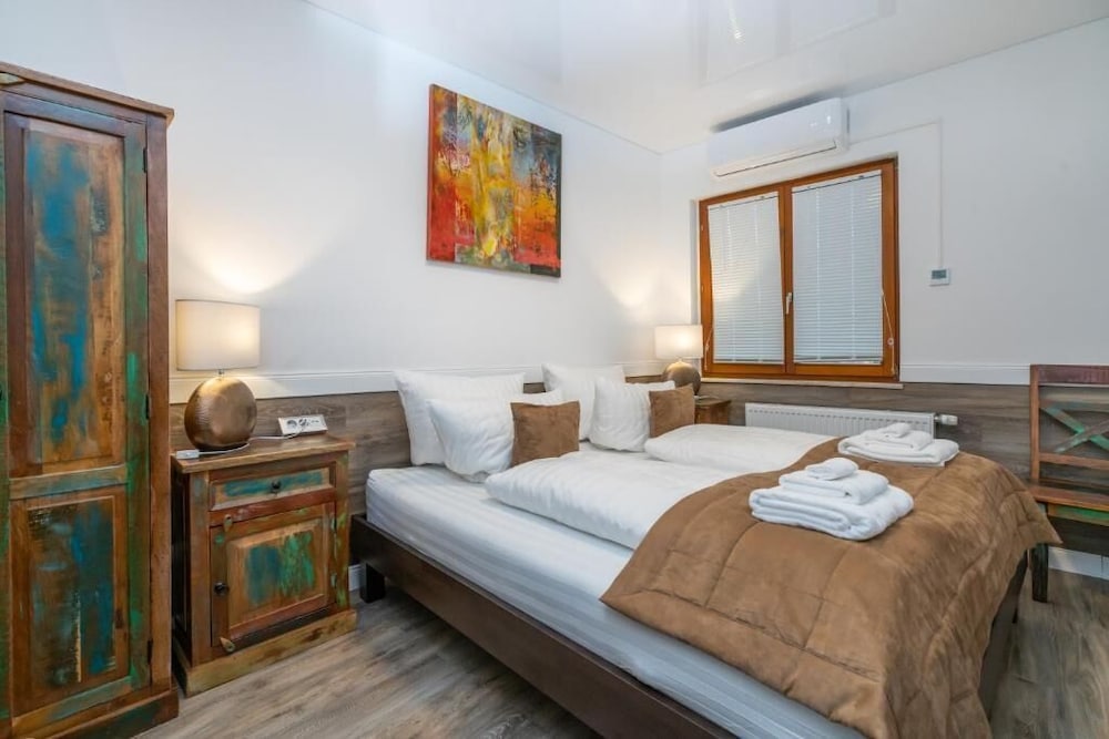 Economy Double Room photo 1
