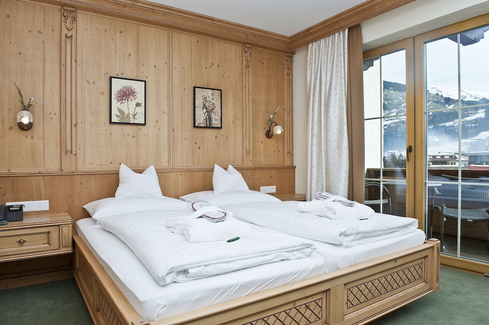 Standard Double Room (Tirol)
