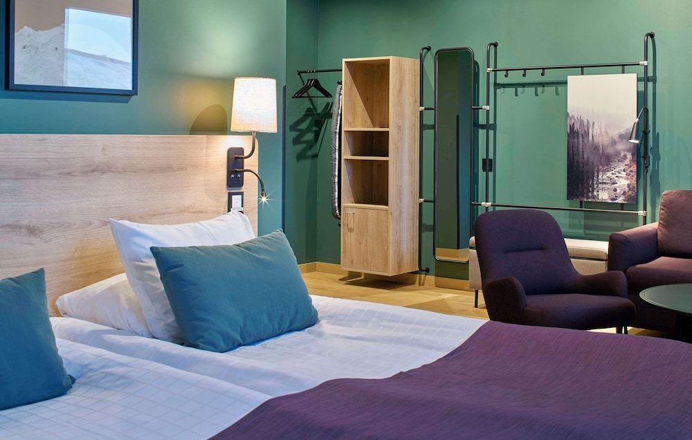 Superior Twin Room, 1 King Bed with Sofa bed