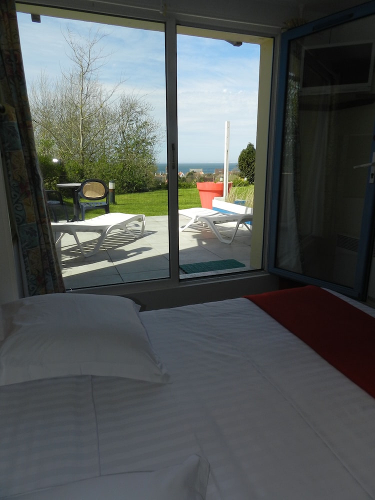 Double Room with Terrace and Garden View photo 3
