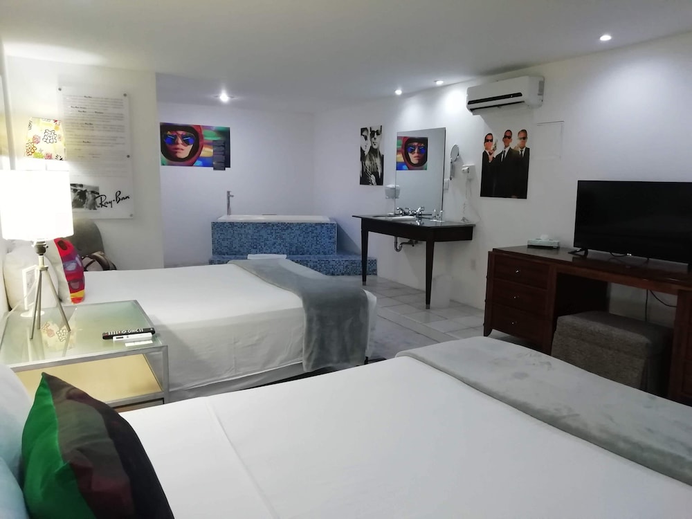 Basic Double Room photo 3