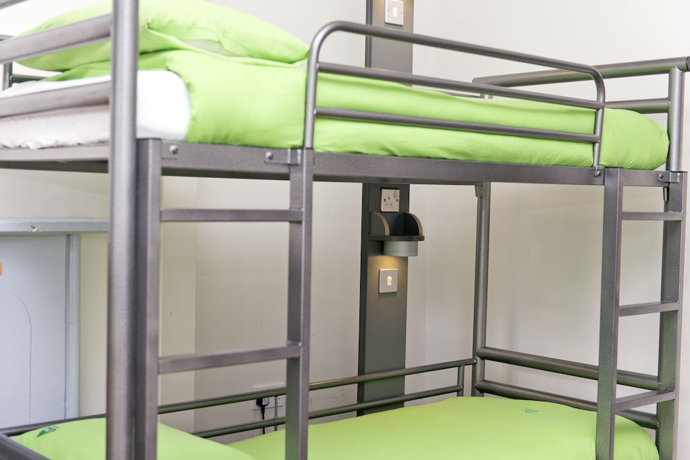 Room, Ensuite (2 Bed Private) photo 1