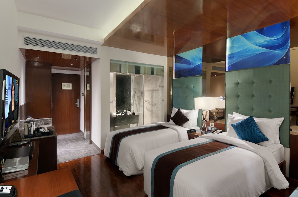 Deluxe Room - Photo 5