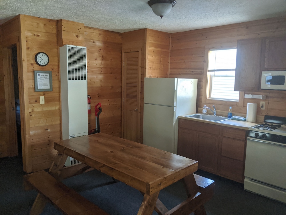 Cabin, 2 Bedrooms, Lake View (Cabin 2) photo 3