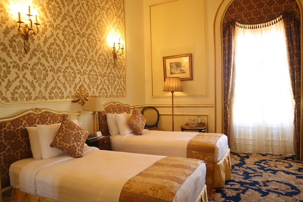 Golden  Deluxe Room Sea Side View - Photo 4