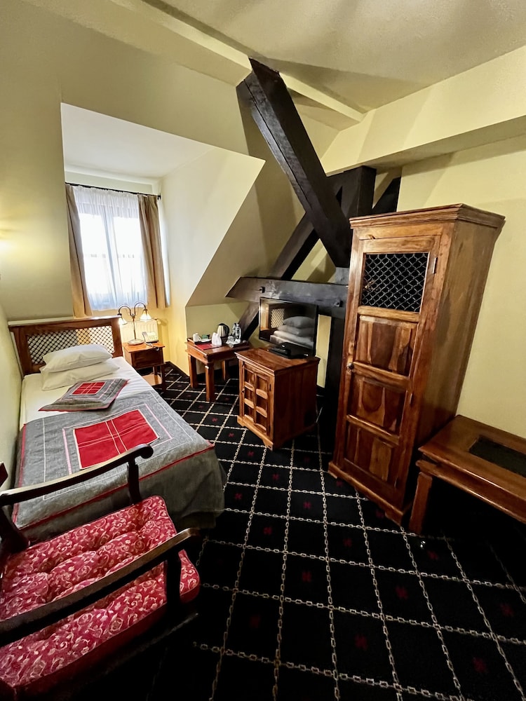 Classic Single Room