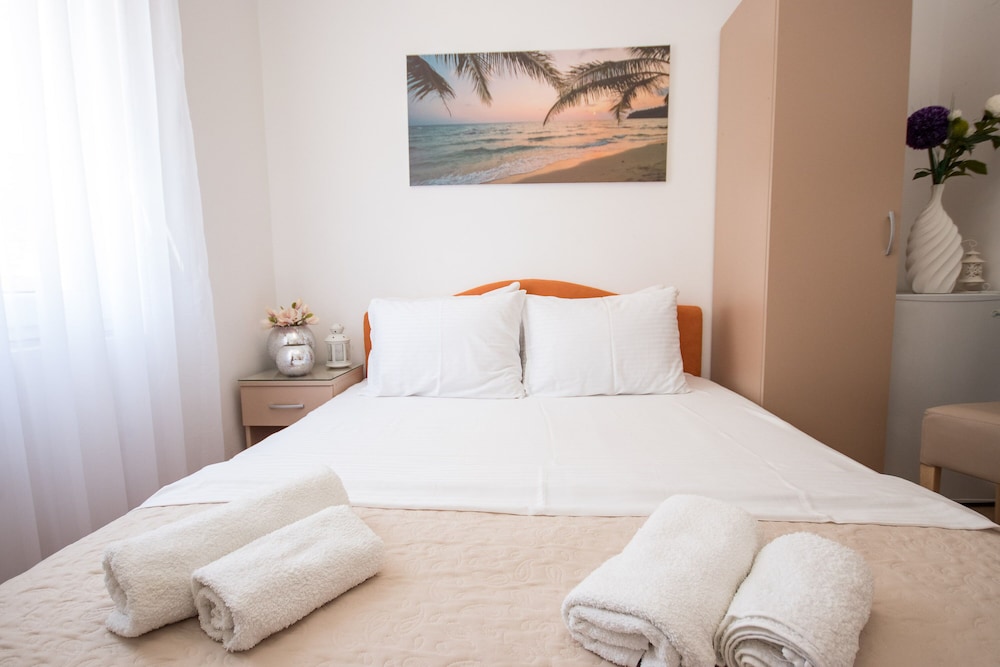 Economy Double or Twin Room