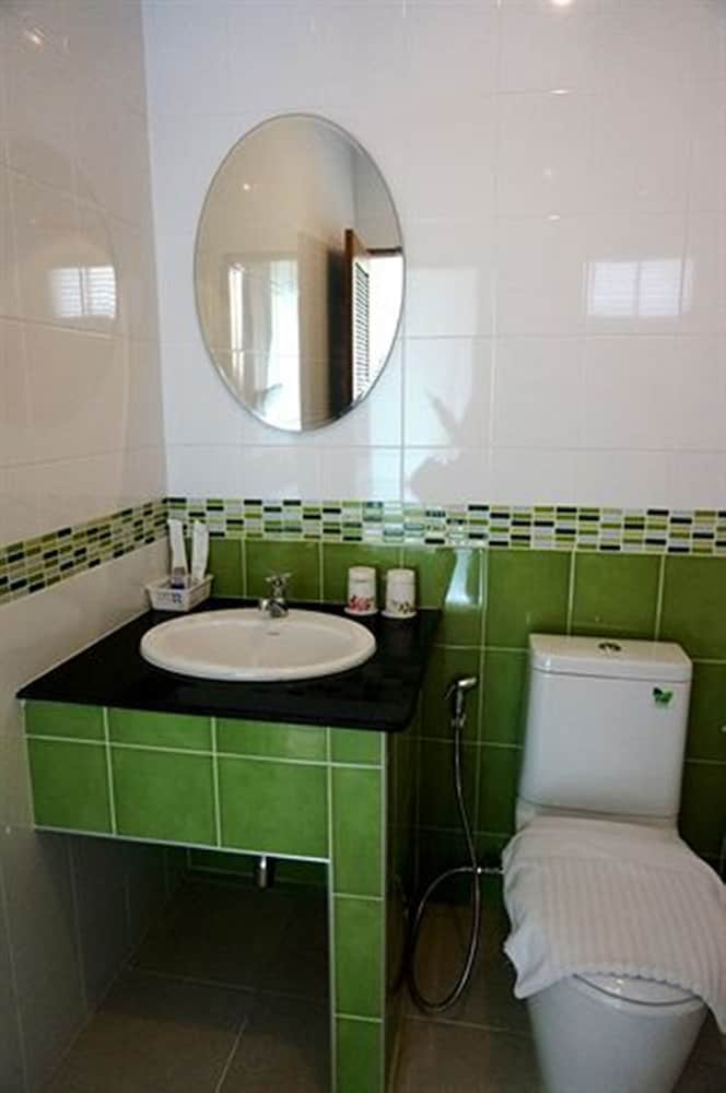 Deluxe Triple Room - Photo 4