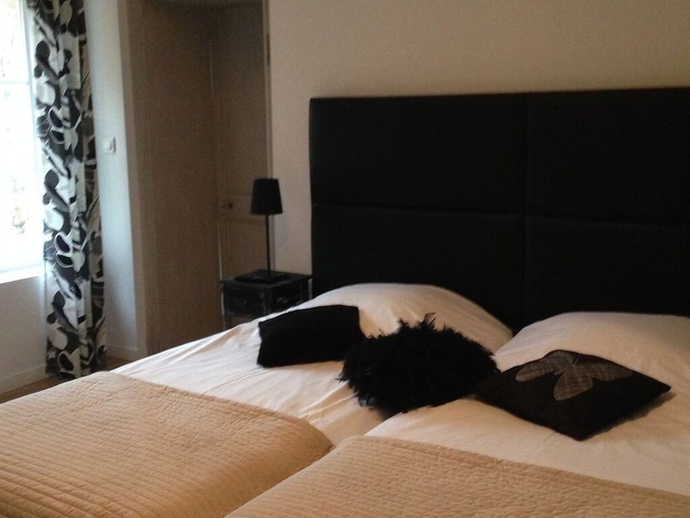 Standard Quadruple Room, Private Bathroom, Park View (Family with view park) photo 2