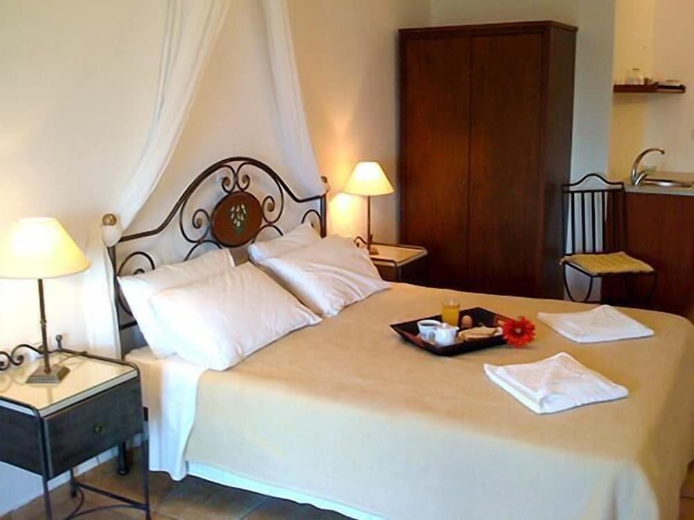 Double or Twin Room, Sea View photo 3