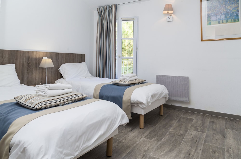 Family Suite, 2 Bedrooms photo 2