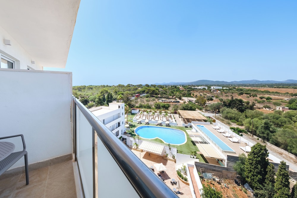 Standard Double Room, Balcony - Photo 10