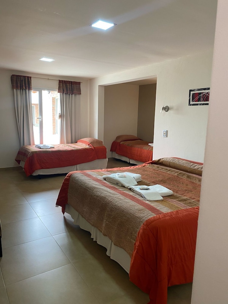 Basic Single Room photo 3