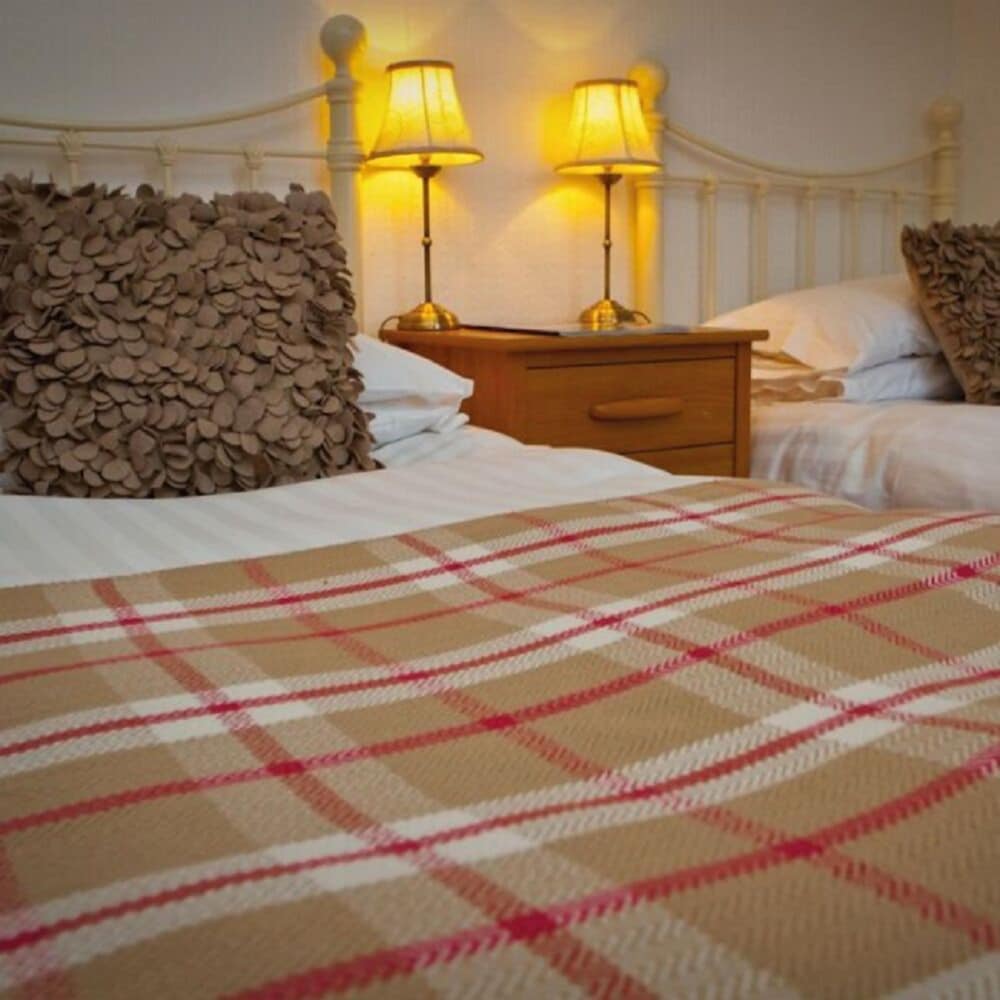 Double Room (Room 4)