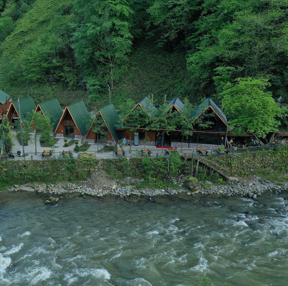 Superior Bungalow, 2 Bedrooms, River View