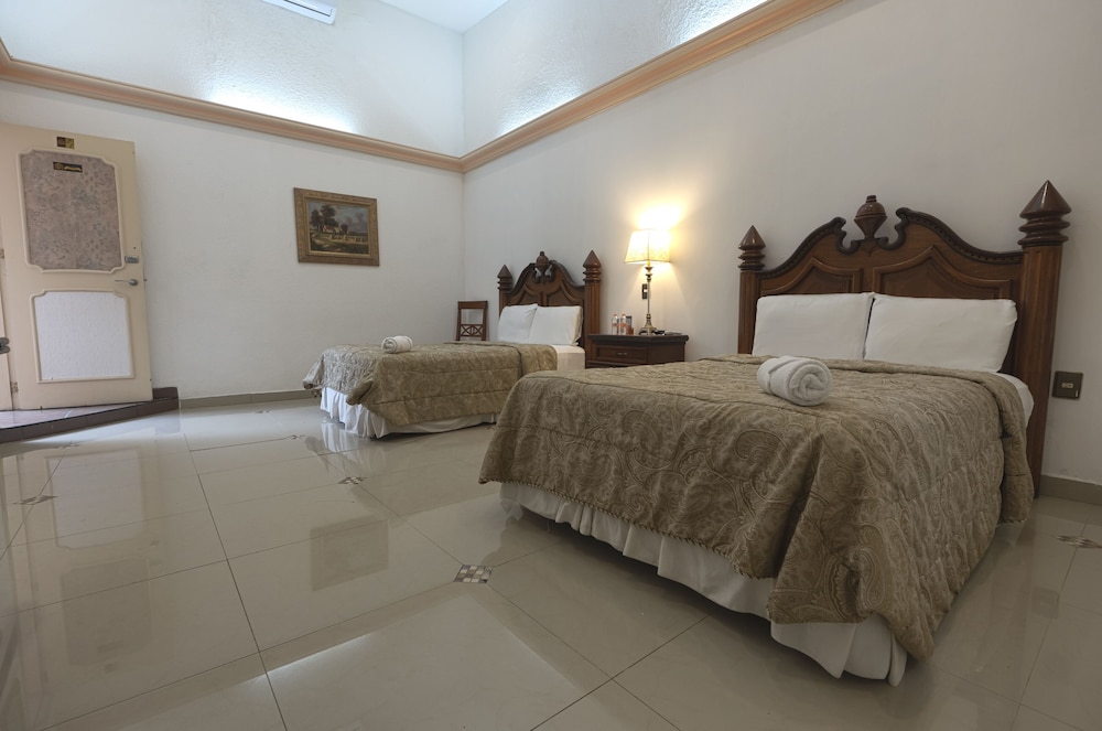 Comfort Room, 2 Queen Beds photo 1