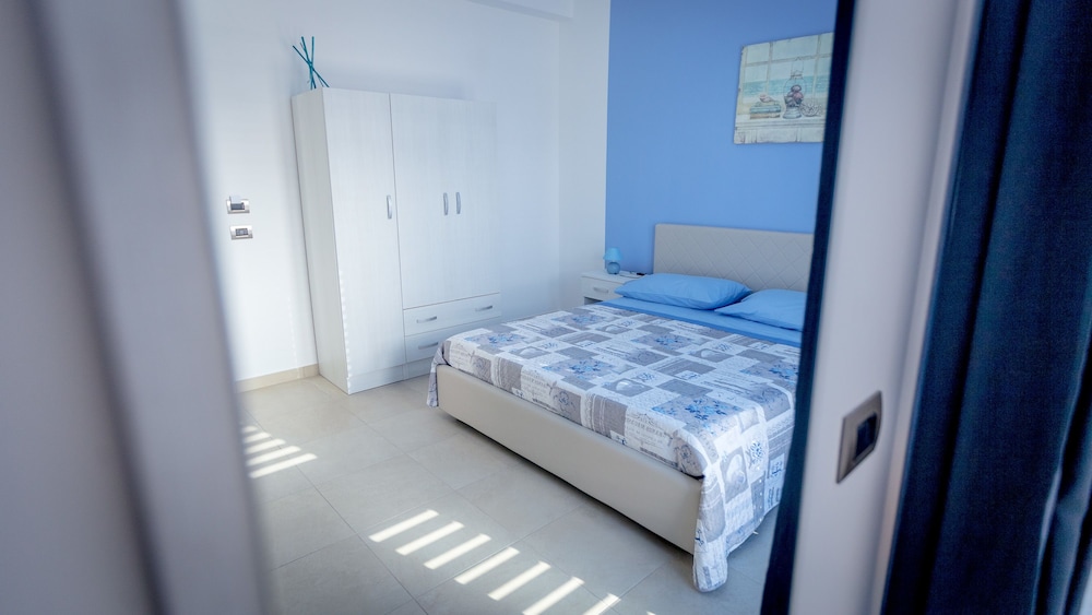 Double Room, Balcony, Pool View photo 2