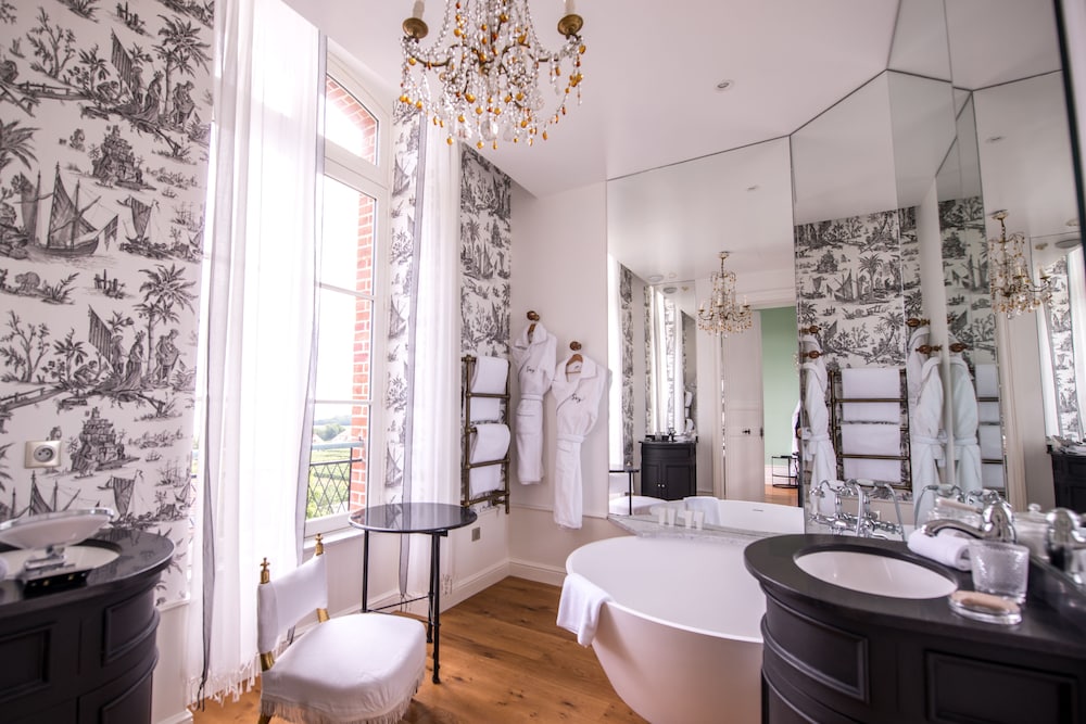 Chambre Deluxe Double ou avec lits jumeaux Chambre Deluxe Double ou avec lits jumeaux