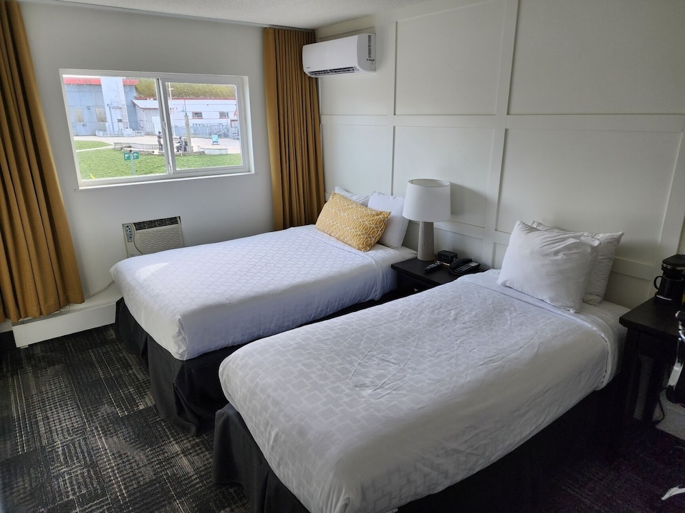 Superior Double or Twin Room, Multiple Beds, Non Smoking photo 1