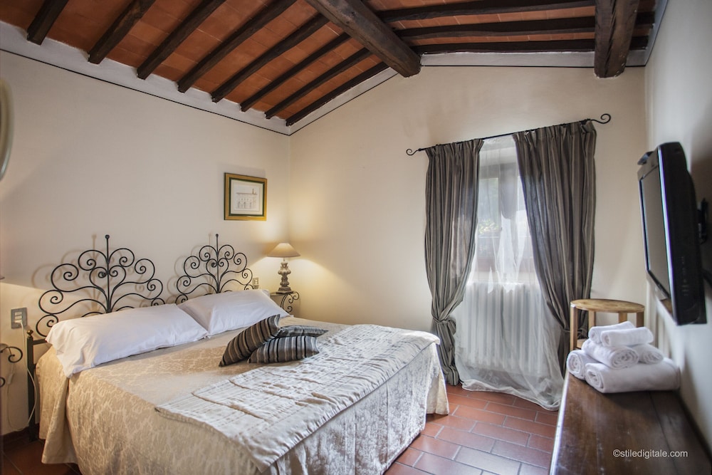 Junior Suite, 1 Bedroom, Garden View, Garden Area photo 1