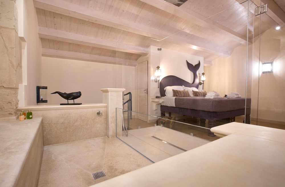 Exclusive Suite