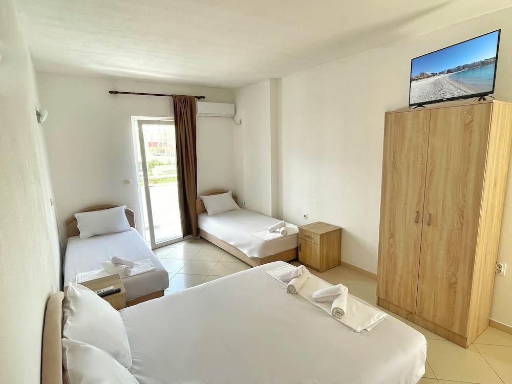 Superior Studio, Sea View
