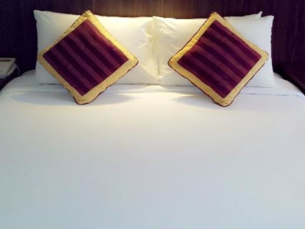 Premium Studio photo 2
