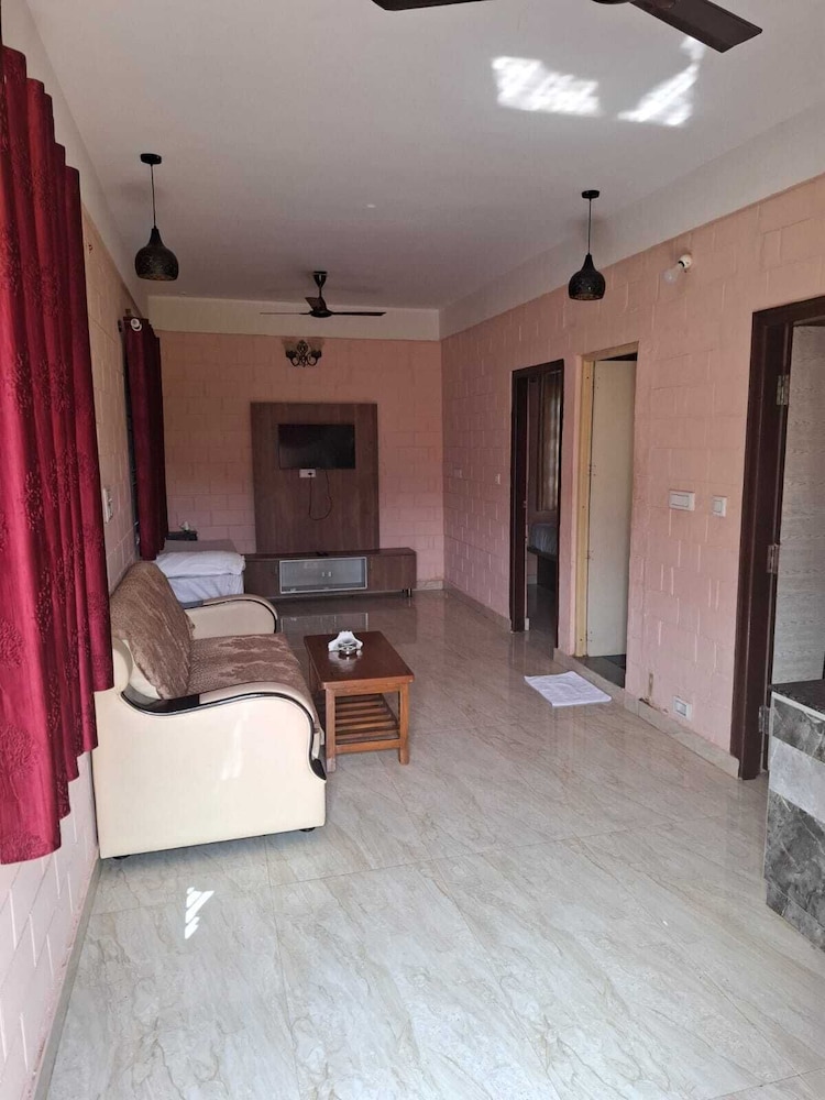 Luxury Room, Balcony photo 2
