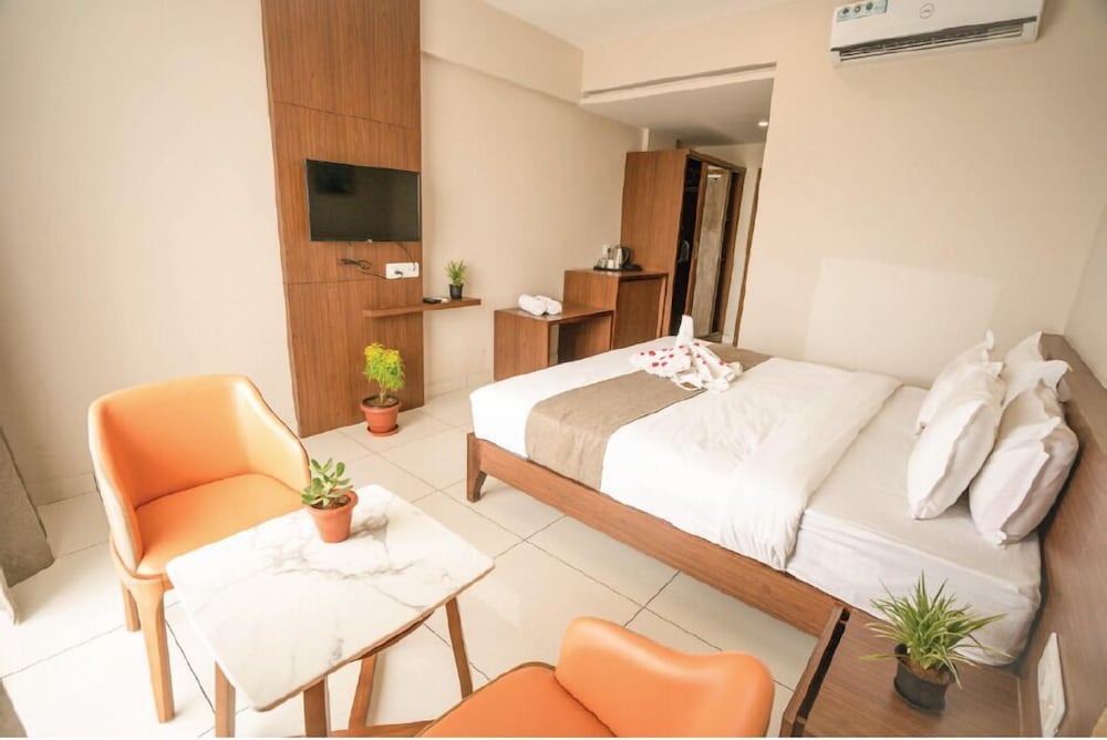 Deluxe Double Room photo 2