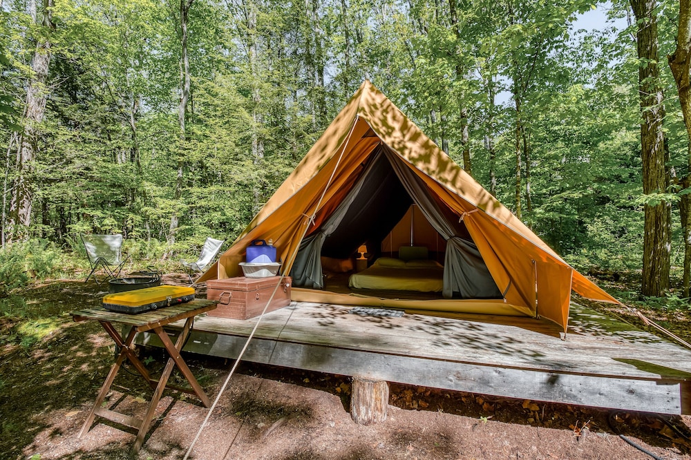 Bonaventure Tent photo 2