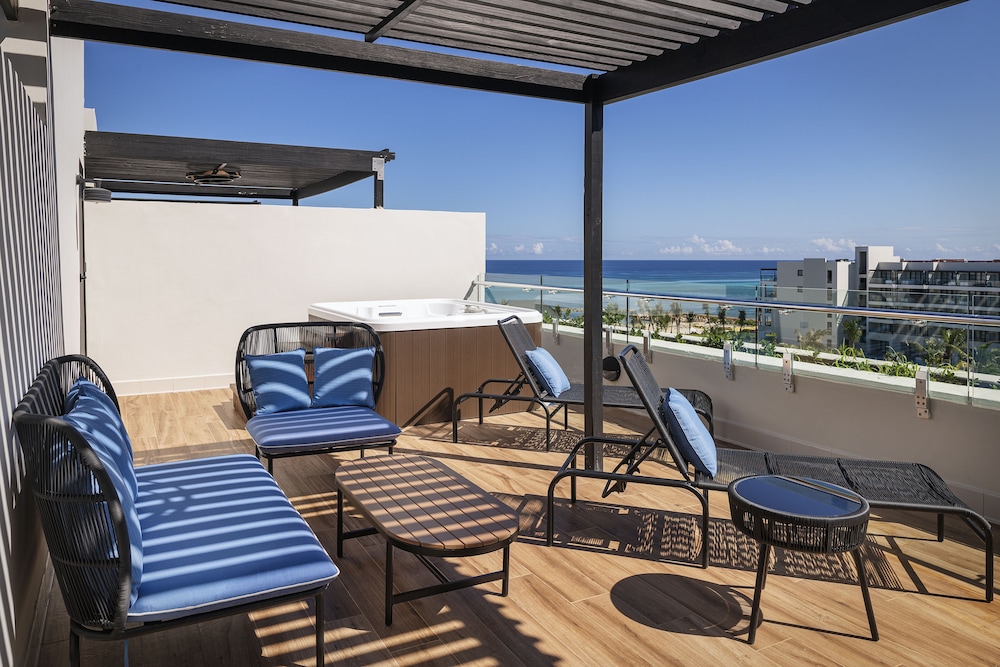 RoofTop Junior Suite - Photo 4