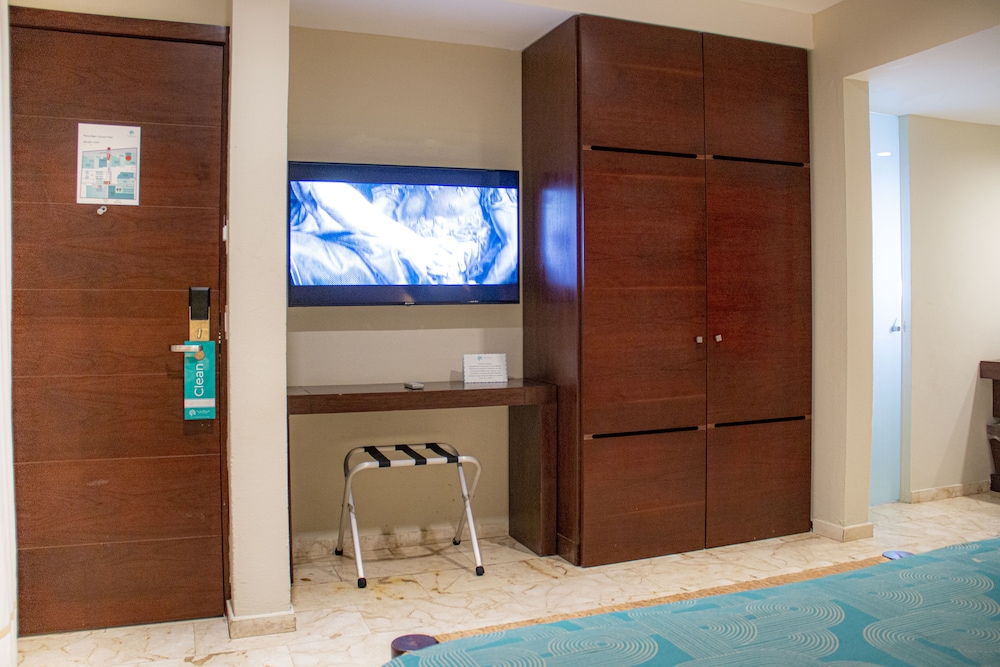 Standard Room - Photo 2