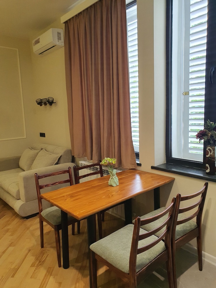 Apartment photo 3
