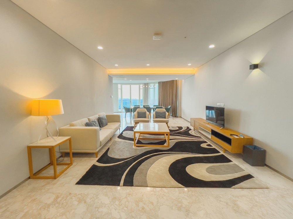 PENTHOUSE 3 BEDROOM photo 1