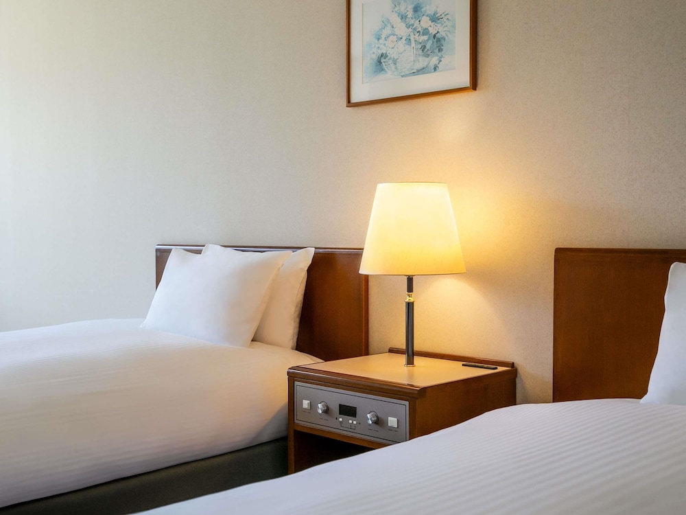 Classic Room, Multiple Beds, Mountain View photo 3
