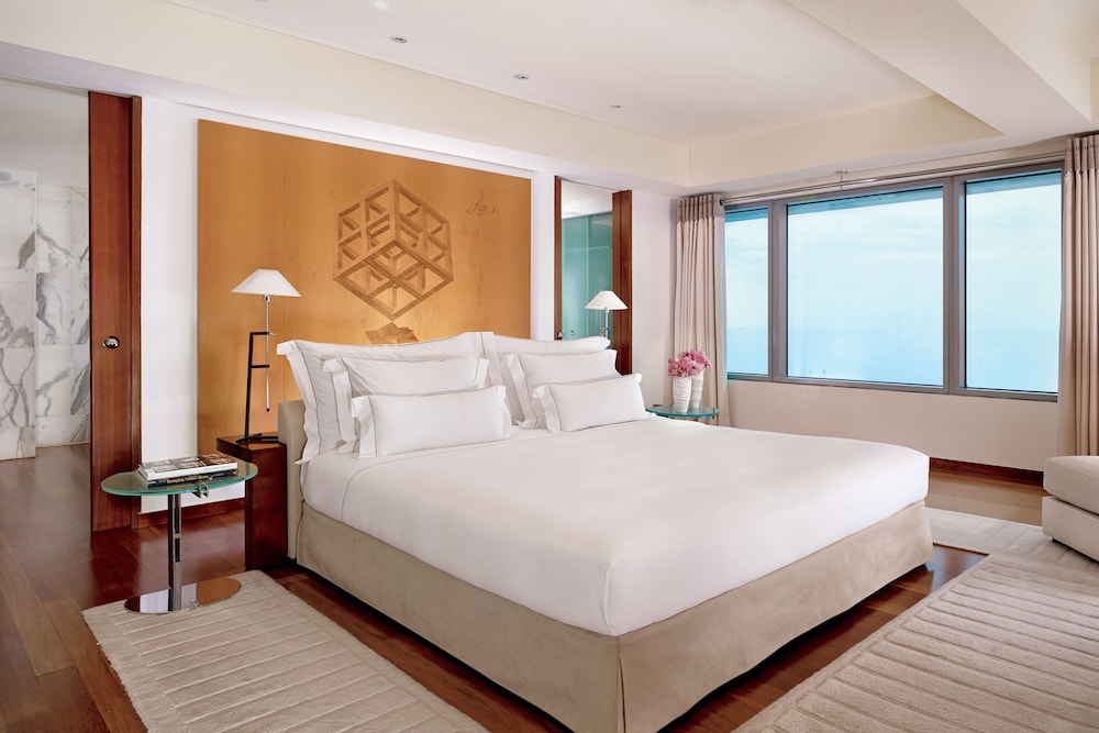 Penthouse, 1 King Bed, Non Smoking thumbnail 6