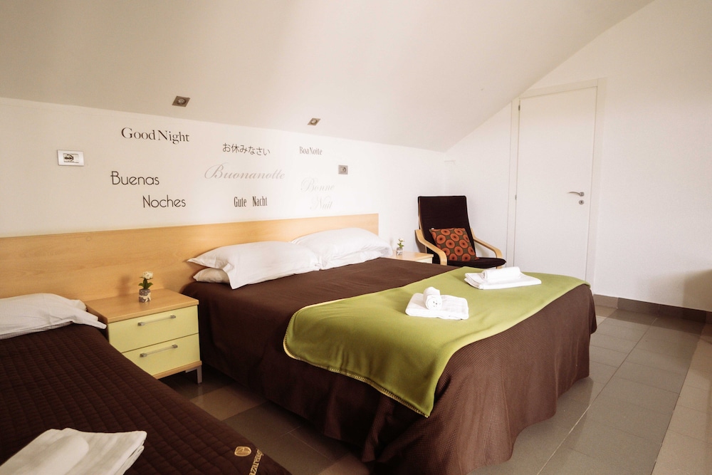 Triple Room photo 2