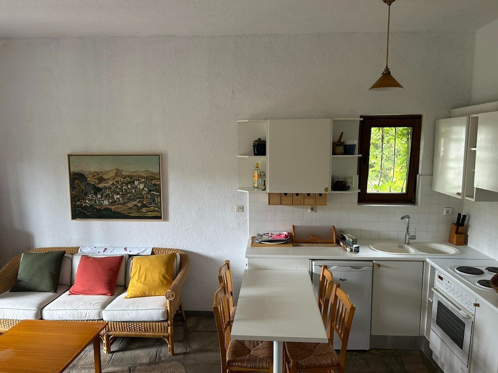 Maisonette With Garden Under the Elani Pines, Photo 12
