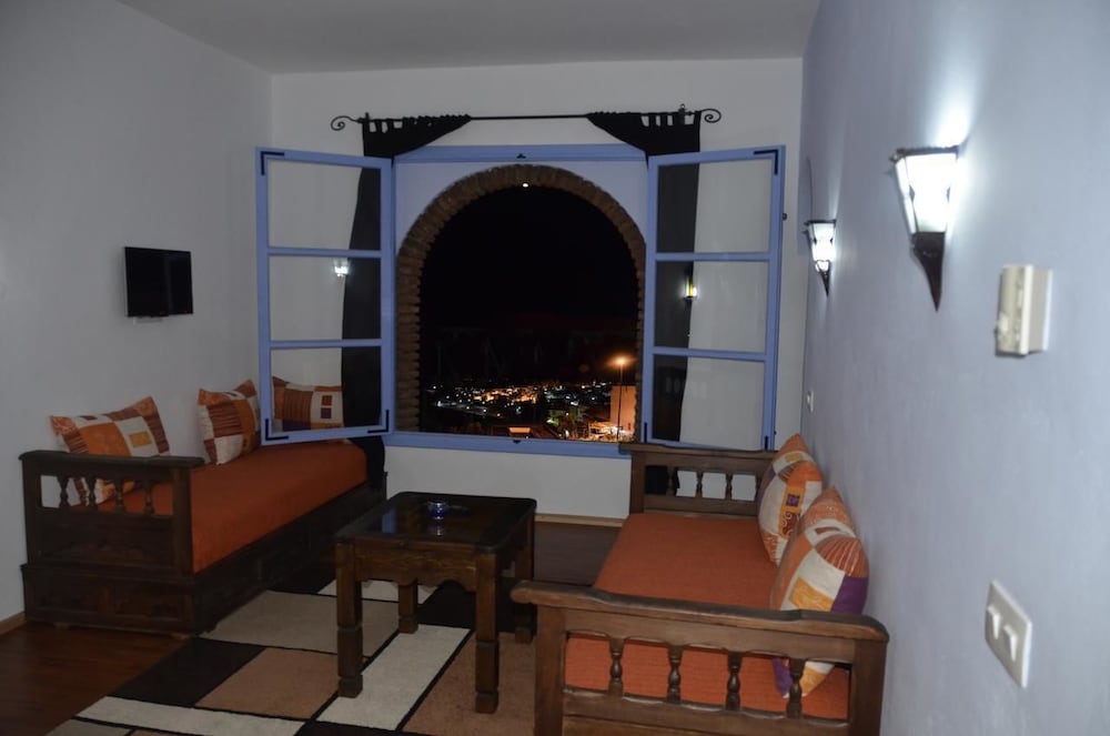 Suite, Multiple Beds