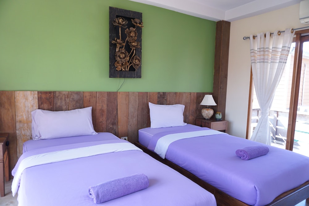 Standard Twin Room photo 2